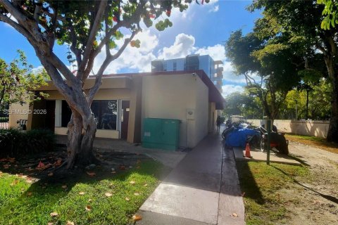 Copropriété à louer à Aventura, Floride: 2 chambres, 100.61 m2 № 2045459 - photo 27