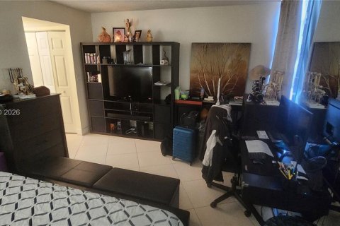 Copropriété à louer à Aventura, Floride: 2 chambres, 100.61 m2 № 2045459 - photo 16