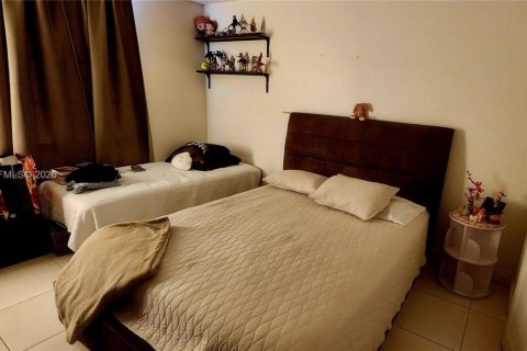 Copropriété à louer à Aventura, Floride: 2 chambres, 100.61 m2 № 2045459 - photo 23