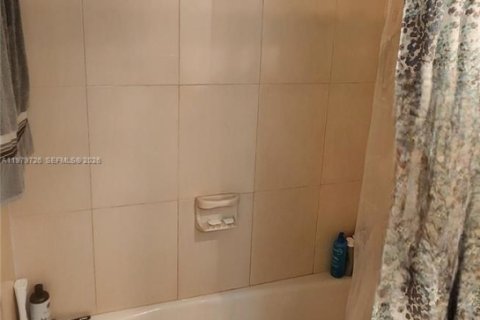 Copropriété à louer à Aventura, Floride: 2 chambres, 100.61 m2 № 2045459 - photo 20