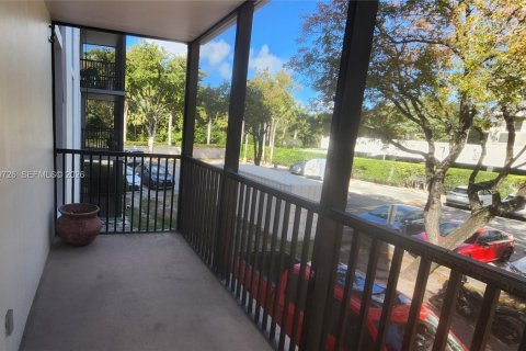 Copropriété à louer à Aventura, Floride: 2 chambres, 100.61 m2 № 2045459 - photo 7