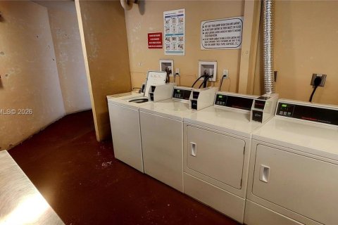 Copropriété à louer à Aventura, Floride: 2 chambres, 100.61 m2 № 2045459 - photo 26