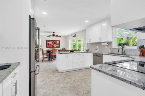 Купить виллу или дом в Майами, Флорида 4 спальни, 194.72м2, № 2050418 - фото 10