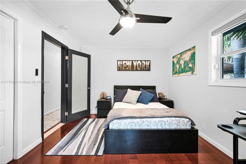 Casa en venta en Wilton Manors, Florida, 2 dormitorios, 135.27 m2 № 1731022 - foto 21