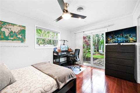 Casa en venta en Wilton Manors, Florida, 2 dormitorios, 135.27 m2 № 1731022 - foto 20