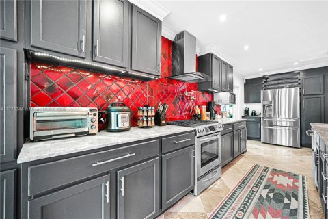 Casa en venta en Wilton Manors, Florida, 2 dormitorios, 135.27 m2 № 1731022 - foto 11
