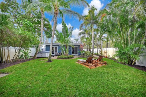 Casa en venta en Wilton Manors, Florida, 2 dormitorios, 135.27 m2 № 1731022 - foto 2
