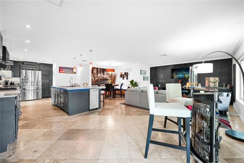 Casa en venta en Wilton Manors, Florida, 2 dormitorios, 135.27 m2 № 1731022 - foto 8