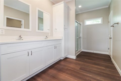 Casa en alquiler en Saint Petersburg, Florida, 4 dormitorios, 176.42 m2 № 1913630 - foto 9