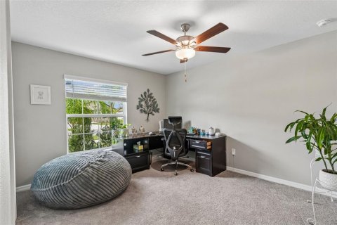 House in BERRY BAY in Wimauma, Florida 4 bedrooms, 168.8 sq.m. № 2223710 - photo 15