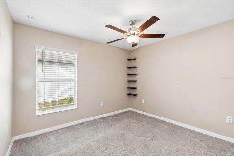 House in BERRY BAY in Wimauma, Florida 4 bedrooms, 168.8 sq.m. № 2223710 - photo 21