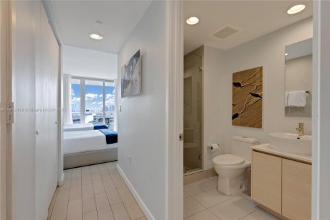 Copropriété à vendre à Hallandale Beach, Floride: 2 chambres, 94.76 m2 № 1937361 - photo 19