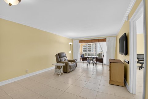 Condo in Boca Raton, Florida, 1 bedroom  № 2081767 - photo 5