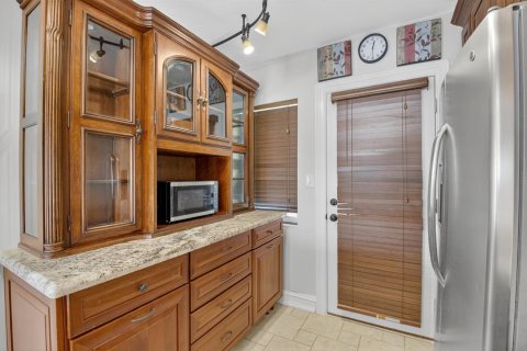 Condo in Boca Raton, Florida, 1 bedroom  № 2081767 - photo 16