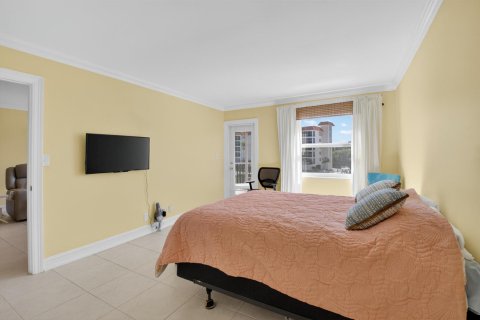 Condo in Boca Raton, Florida, 1 bedroom  № 2081767 - photo 19