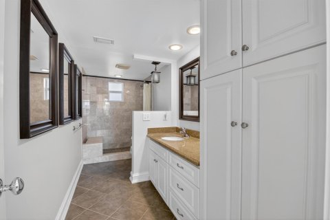 Condo in Boca Raton, Florida, 1 bedroom  № 2081767 - photo 23