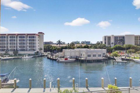 Condo in Boca Raton, Florida, 1 bedroom  № 2081767 - photo 21