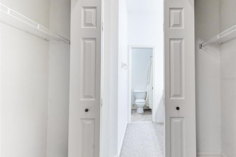 Townhouse in Tampa, Florida 2 bedrooms, 115.2 sq.m. № 2144690 - photo 22