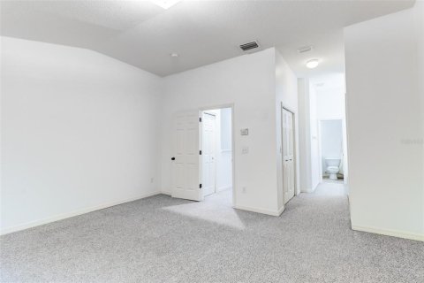 Townhouse in Tampa, Florida 2 bedrooms, 115.2 sq.m. № 2144690 - photo 20