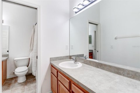 Townhouse in Tampa, Florida 2 bedrooms, 115.2 sq.m. № 2144690 - photo 23