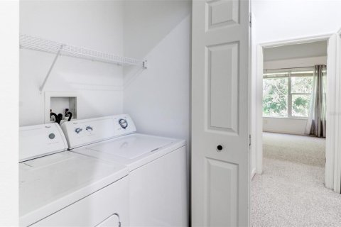 Townhouse in Tampa, Florida 2 bedrooms, 115.2 sq.m. № 2144690 - photo 17