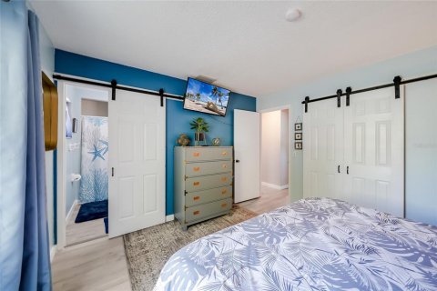 House in Bradenton, Florida 3 bedrooms, 142.33 sq.m. № 2149648 - photo 28