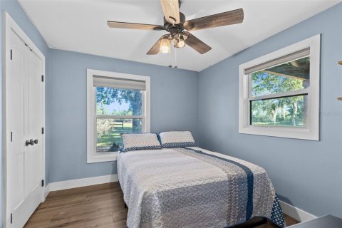 House in Chuluota, Florida 3 bedrooms, 183.67 sq.m. № 2420514 - photo 22