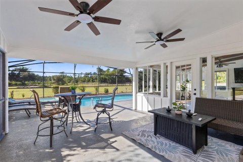 House in Chuluota, Florida 3 bedrooms, 183.67 sq.m. № 2420514 - photo 27