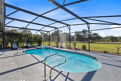House in Chuluota, Florida 3 bedrooms, 183.67 sq.m. № 2420514 - photo 30
