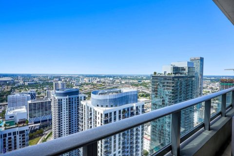 Condominio en alquiler en Miami, Florida, 2 dormitorios № 2060209 - foto 3
