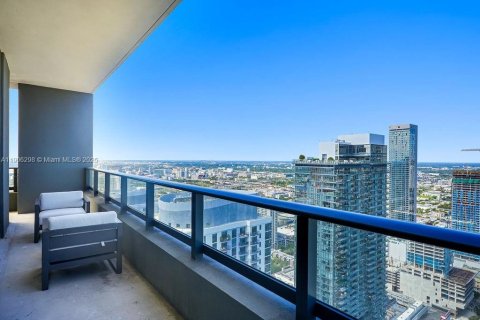 Condominio en Miami, Florida, 2 dormitorios  № 2060209