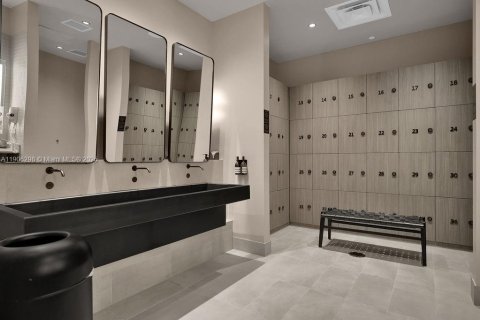 Condominio en alquiler en Miami, Florida, 2 dormitorios № 2060209 - foto 26