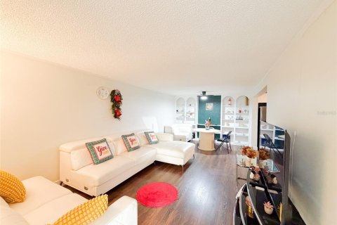 Copropriété à vendre à Orlando, Floride: 2 chambres, 76.92 m2 № 2094064 - photo 5