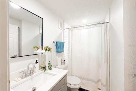 Copropriété à vendre à Orlando, Floride: 2 chambres, 76.92 m2 № 2094064 - photo 11