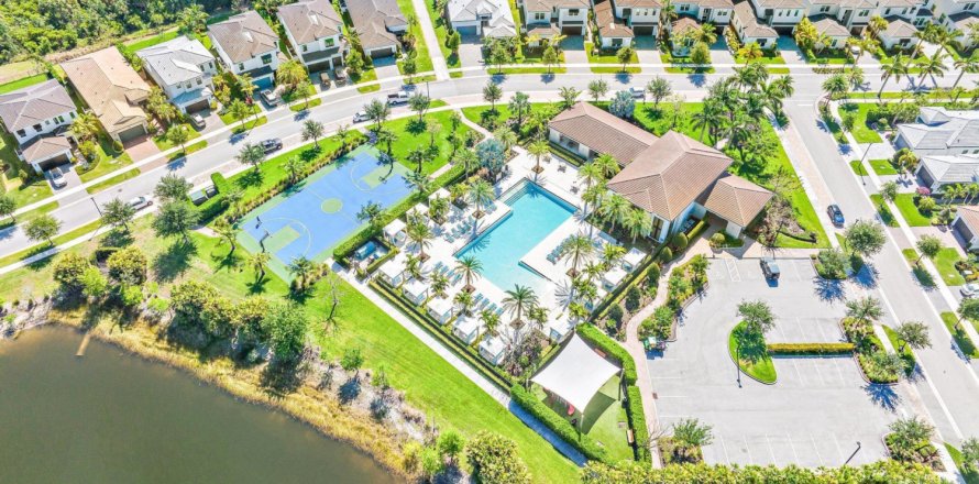 Casa en Palm Beach Gardens, Florida 4 dormitorios, 332.03 m2 № 1116649