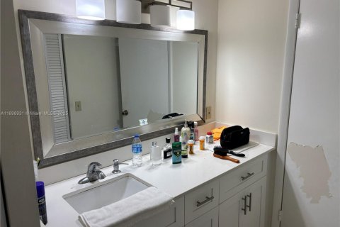 Townhouse in Miami, Florida 2 bedrooms, 111.95 sq.m. № 1455458 - photo 5