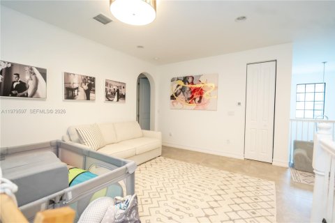 Villa ou maison à louer à Pembroke Pines, Floride: 4 chambres, 236.06 m2 № 2055294 - photo 12