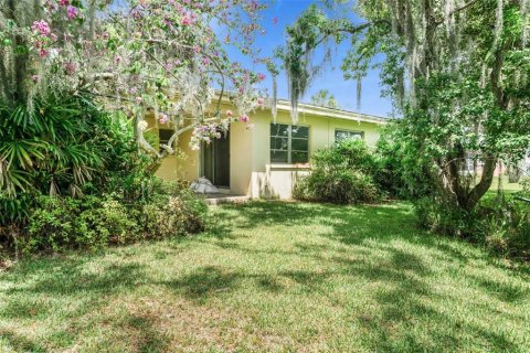 House in Crystal River, Florida 3 bedrooms, 190.26 sq.m. № 1803843 - photo 26