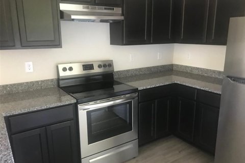 Immobilier commercial à vendre à Englewood, Floride: 194.72 m2 № 1683069 - photo 2