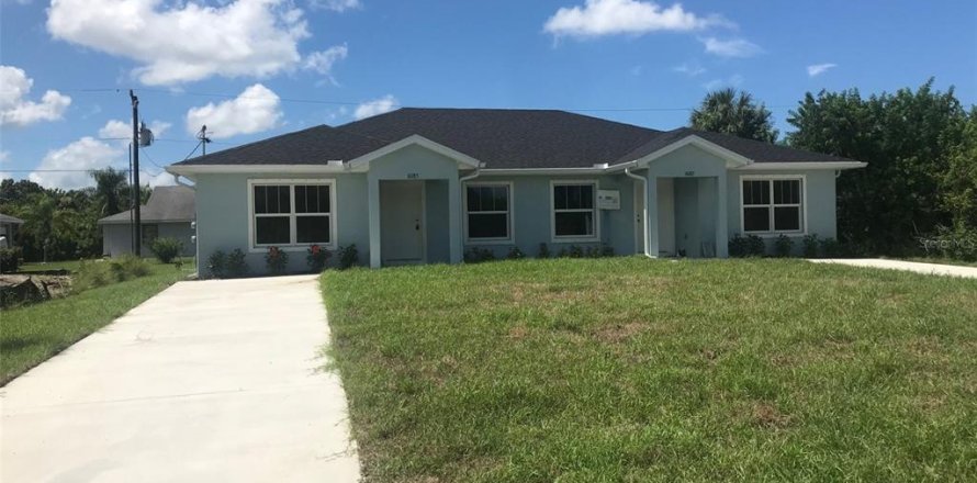Immobilier commercial à Englewood, Floride 194.72 m2 № 1683069