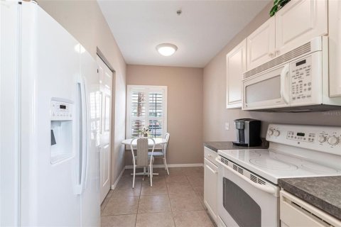 Condo in Punta Gorda, Florida, 3 bedrooms  № 1717861 - photo 10
