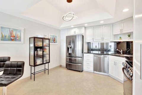 Copropriété à vendre à Fort Lauderdale, Floride: 2 chambres, 174.66 m2 № 2146906 - photo 10