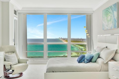 Copropriété à vendre à Fort Lauderdale, Floride: 2 chambres, 174.66 m2 № 2146906 - photo 24