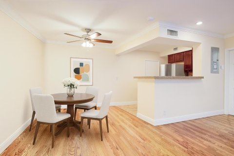 Copropriété à louer à Hollywood, Floride: 1 chambre, 77.39 m2 № 2274765 - photo 7
