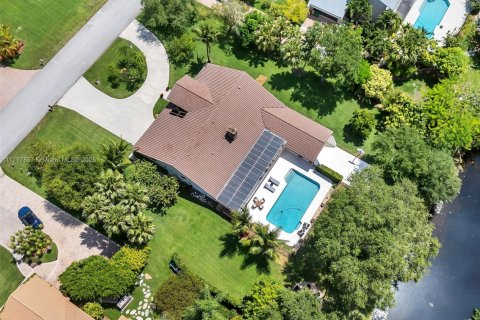 Casa en venta en Davie, Florida, 4 dormitorios, 274.62 m2 № 1743805 - foto 4
