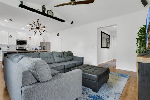 House in Groveland, Florida 4 bedrooms, 173.08 sq.m. № 1824483 - photo 5