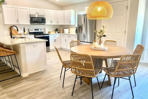 Condo in Homosassa, Florida, 3 bedrooms  № 1767615 - photo 6