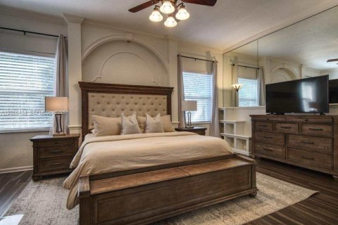 Casa en venta en Pembroke Pines, Florida, 3 dormitorios, 193.89 m2 № 2388469 - foto 9