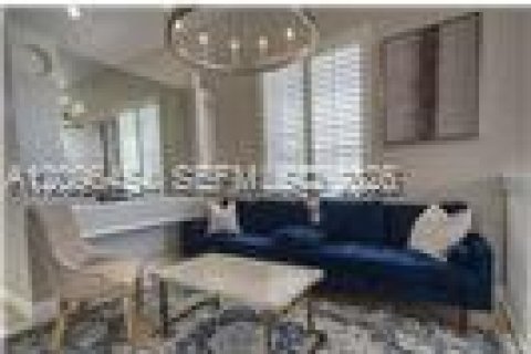 Casa en venta en Pembroke Pines, Florida, 3 dormitorios, 193.89 m2 № 2388469 - foto 6
