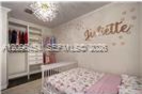 Casa en venta en Pembroke Pines, Florida, 3 dormitorios, 193.89 m2 № 2388469 - foto 11
